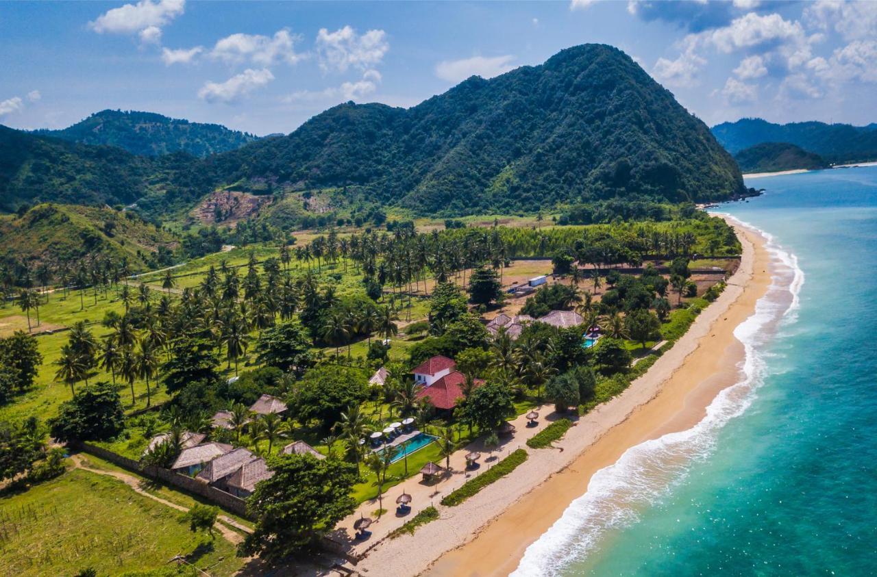 Segara Lombok Beach Resort Selong Belanak Exteriör bild