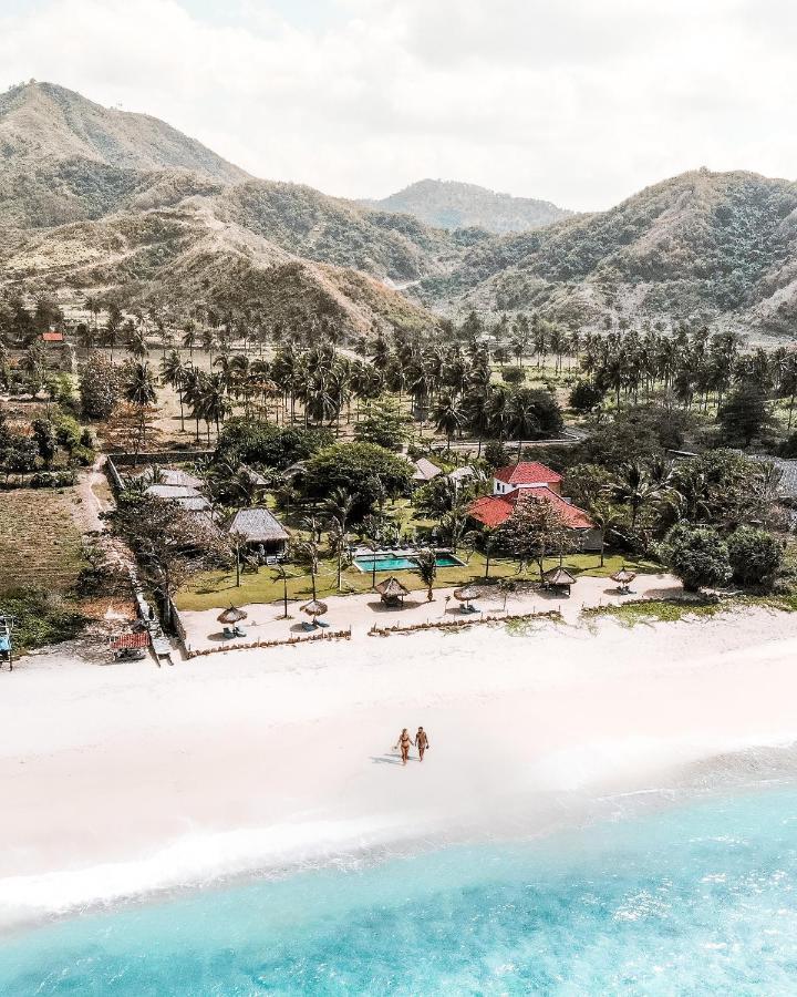 Segara Lombok Beach Resort Selong Belanak Exteriör bild