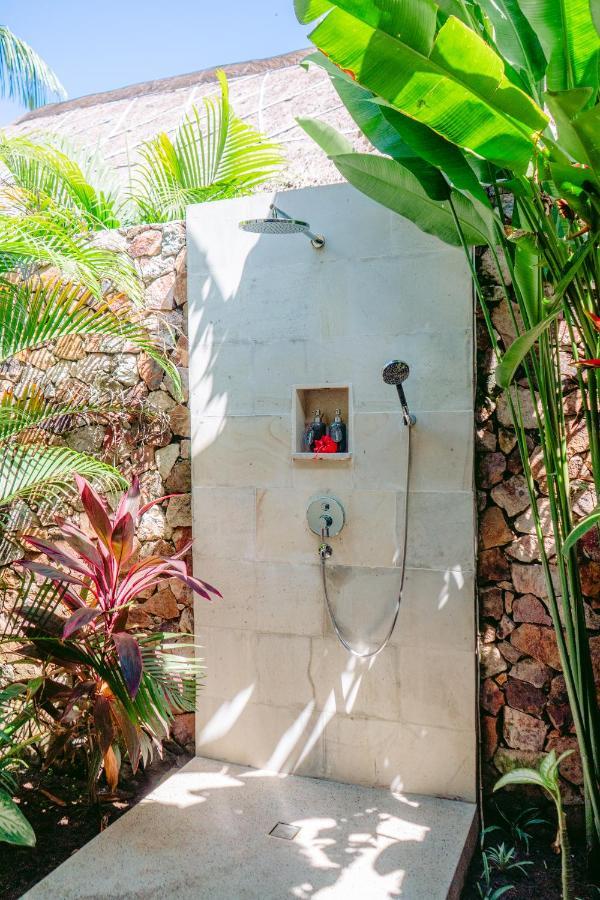 Segara Lombok Beach Resort Selong Belanak Exteriör bild
