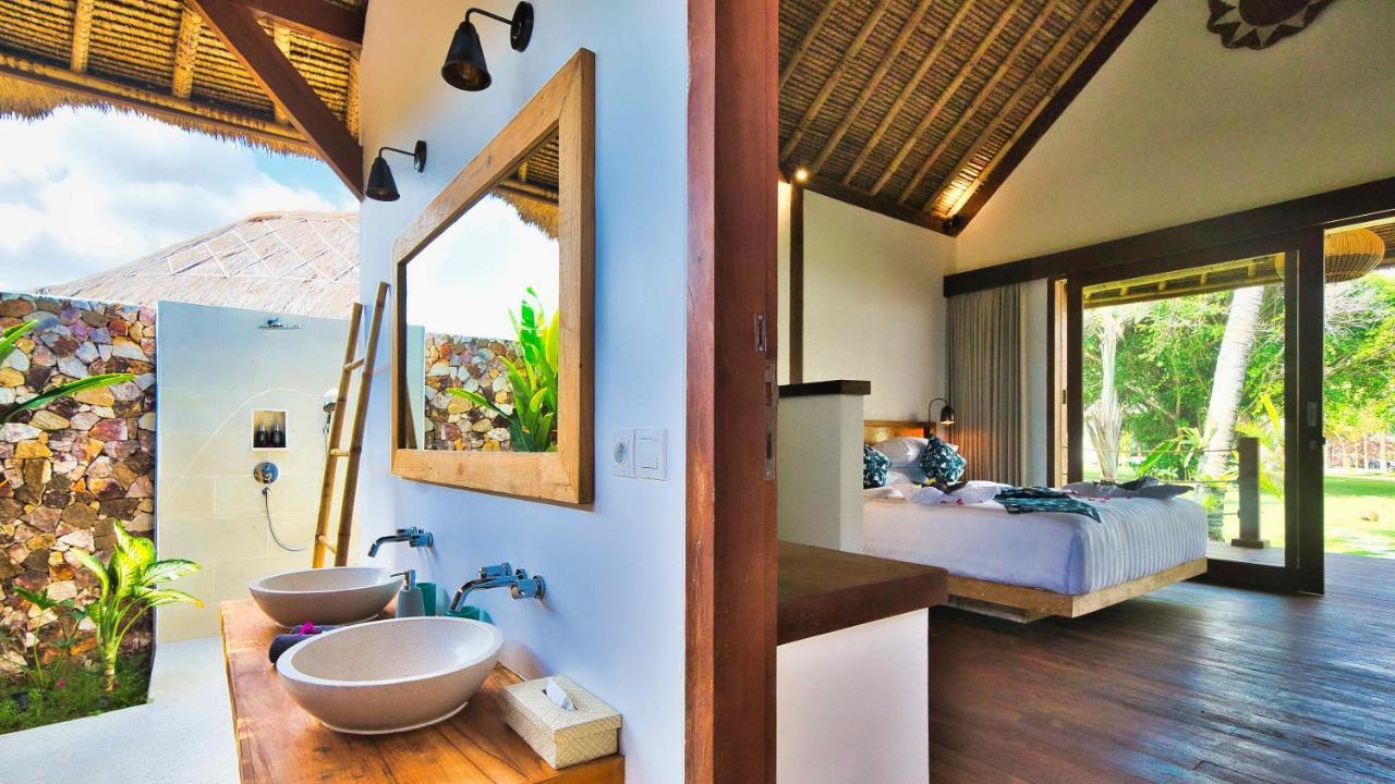 Segara Lombok Beach Resort Selong Belanak Exteriör bild